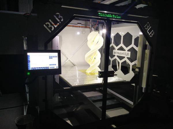 超大型3D打印机The Box现身 3D打印速度可达1200毫米/秒_e键3D打印服务
