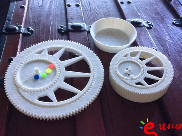 3D打印沙子万花尺,教育从娃娃抓起 中小学生3D打印教育培训课程成功案例终极展示