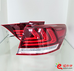 汽车尾灯3